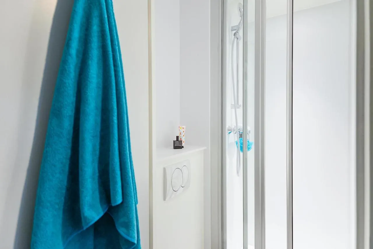 Hotelf1 Annemasse Hotel Renove Saint-Cergues