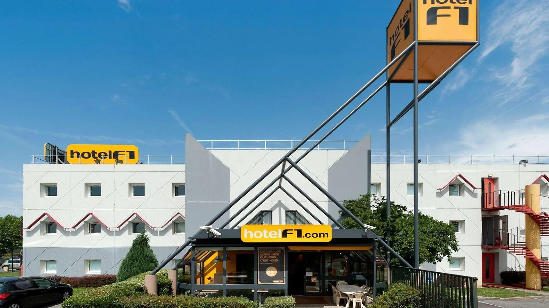 Hotelf1 Annemasse Hotel Renove Saint-Cergues